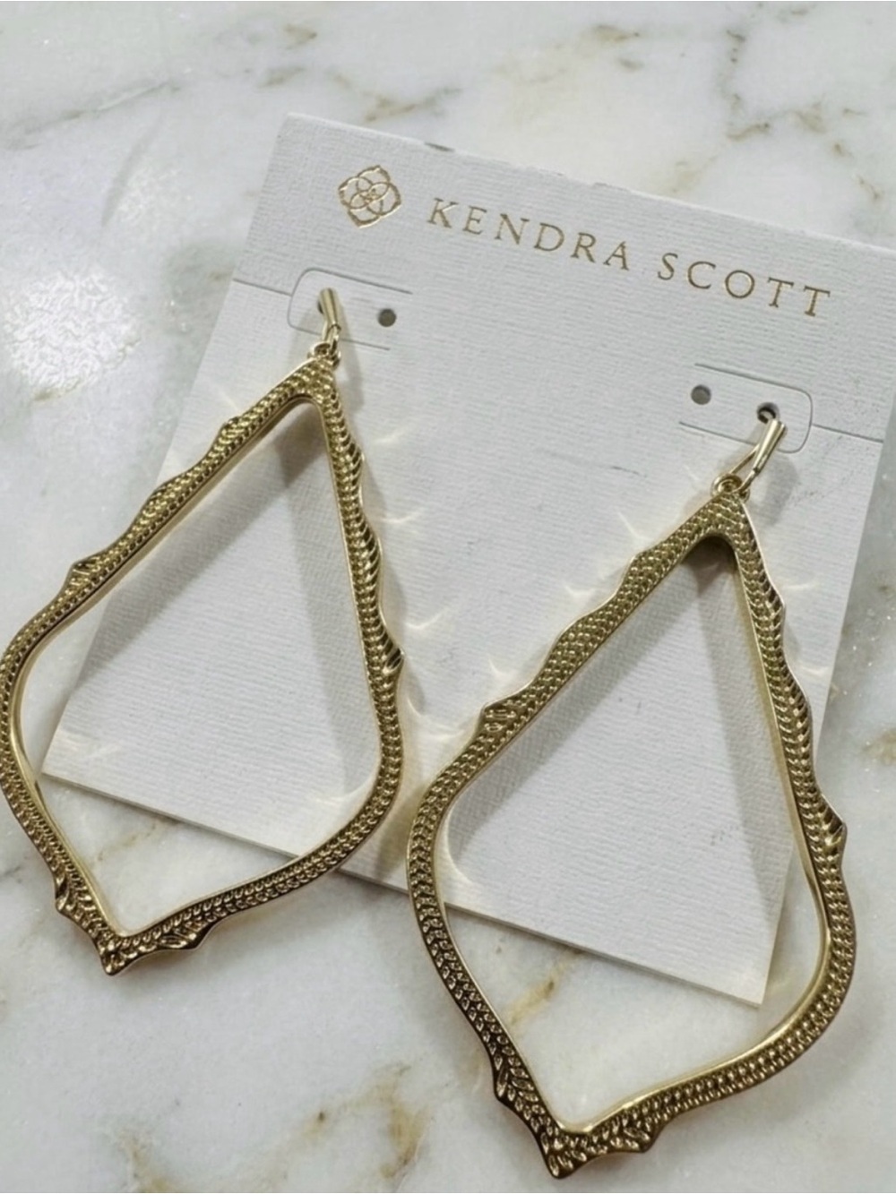 Kendra Scott Sophee Drop
Earrings